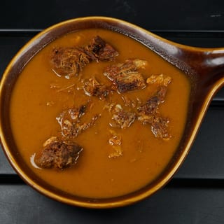 Birria en consome