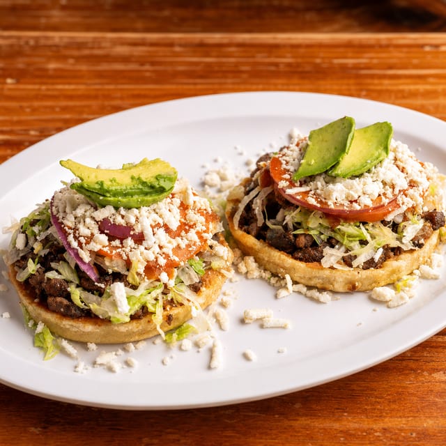 Sopes.